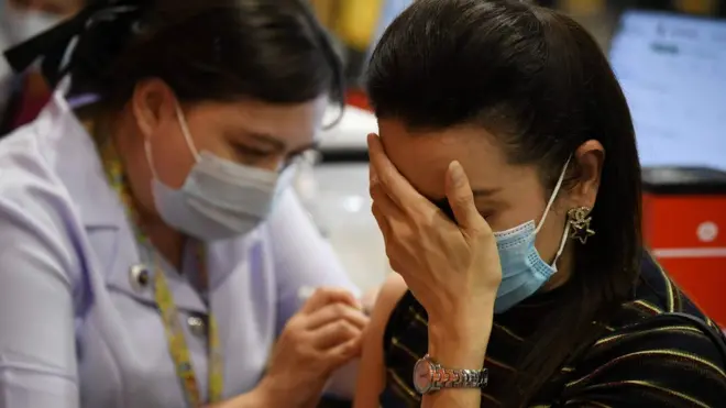 ฉีดวัคซีน