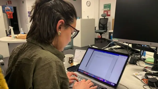 Vikipedija, novinar, internet