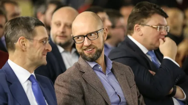 Арсеній Яценюк усі звинувачення проти себе з боку РФ називає "схибленою маячнею"