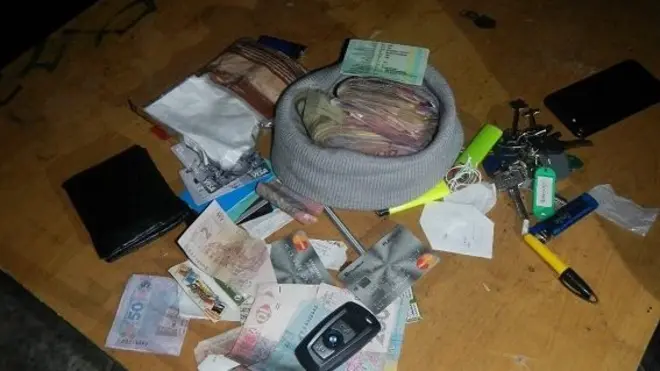 Фотографії оперативників