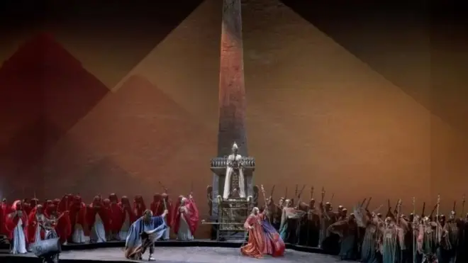 تحظى أوبرا عايدة باهتمام خاص عند عرضها في مصر