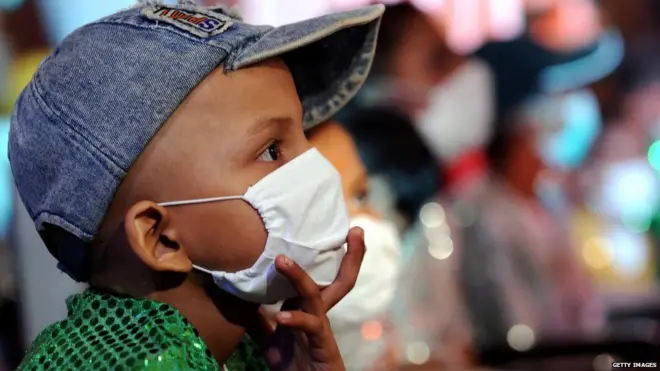 මුඛ පිළිකාවෙන් පෙලෙන දරුවෙක්