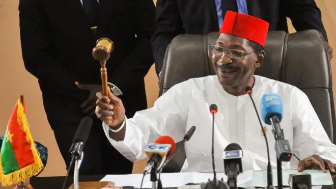 Le président de l'Assemblée nationale Bala Sakandé propose le retour du service militaire pour les jeunes