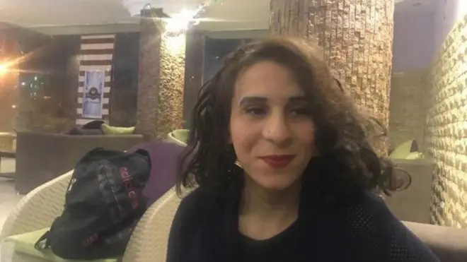 الفتاة المتحولة جنسياً ملك الكاشف