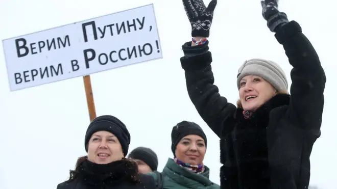 Женщины верят Путину