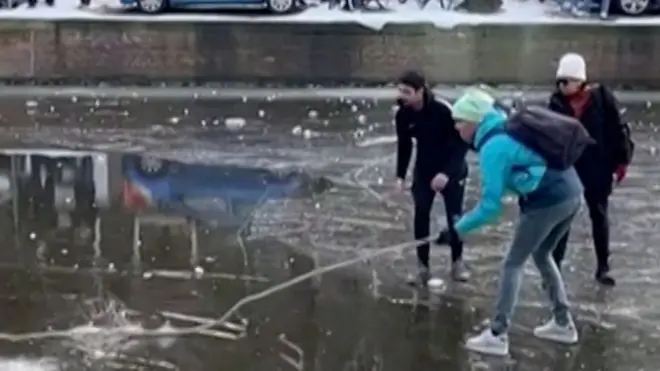 Klizači u Amsterdamu