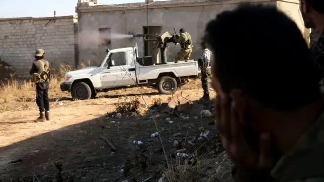 گفته شده که تصرف دابق، بخشی از عملیات گسترده گروه‌های شورشی مخالف دولت سوریه است