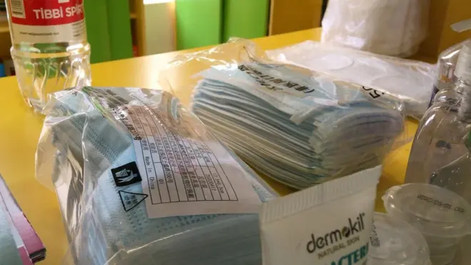 Karantin rejimində maska taxmaq məcburi hala gətilir, taxmayanlar azı 50 manat cərimə ediləcək.