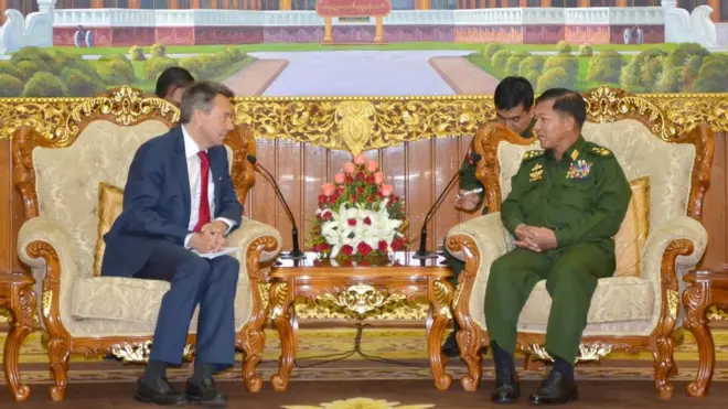 ICRC ဥက္ကဌ ပီတာ မော်ရာနဲ့ နေပြည်တော်မှာ တွေ့ဆုံ