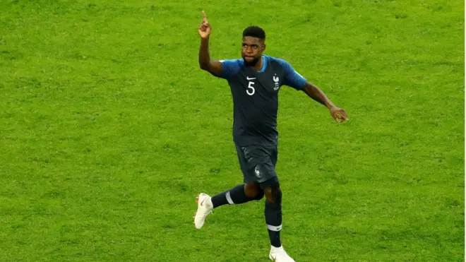 Samuel Umtiti a été l'artisan de la victoire de la France grâce à un but marqué de la tête à la 51e minute