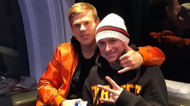 "Сижу ровно": пранкеры Лексус и Вован разыграли Александра Кокорина