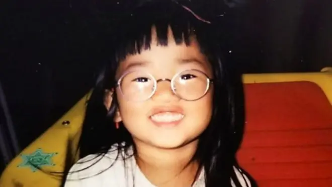 El camino de Kati Pohler en busca de sus padres biológicos 20 años después de haber nacido fue uno de los videos más vistos del año.