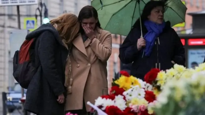 Теракт в петербургском метро унес жизни 14 человек, десятки людей пострадали