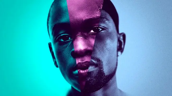 Moonlight memenangkan tiga Oscar untuk film, naskah adaptasi dan aktor pembantu terbaik.