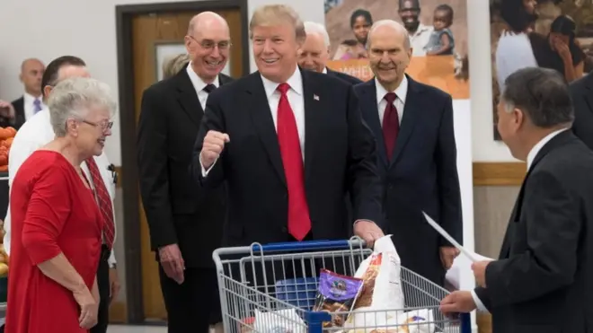 Дональд Трамп у супермаркеті