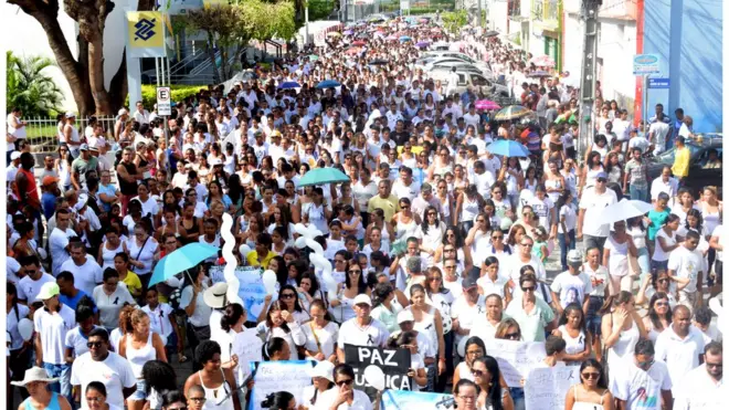 Passeata que pediu justiçaroleta crazy time blazecasoroleta crazy time blazeprofessores homossexuais mortos mobilizou populaçãoroleta crazy time blazeSantaluz, no sertão da Bahia