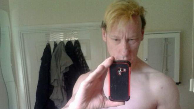 Stephen Port taking selfie, shirtless