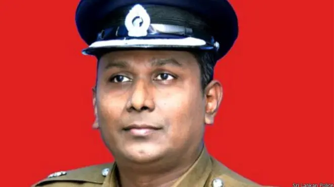 සහකාර පොලිස් අධිකාරී රුවන් ගුණසේකර පොලිස් මාධ්‍ය ඒකකයේ ප්‍රධානියායි