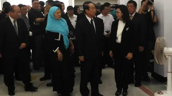 在亲民党副秘书长刘文雄的葬礼上，党主席宋楚瑜面容哀戚。