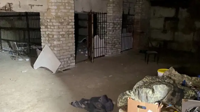 Тюрьма в подвале освобожденной Харьковской области. Видео