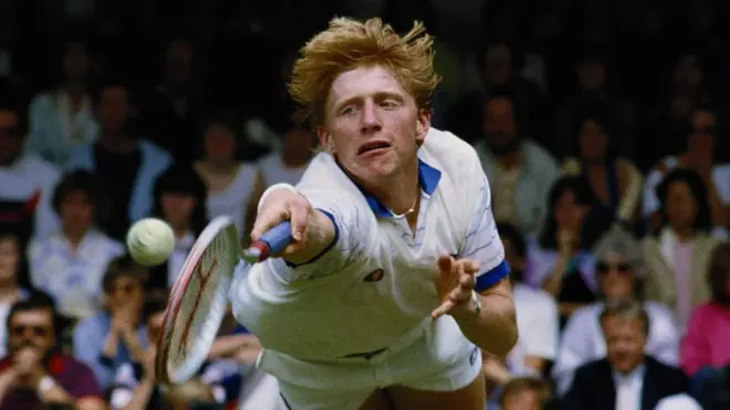En 1985 Becker se convirtió en el jugador más joven en ganar Wimbledon, con sólo 17 años de edad.