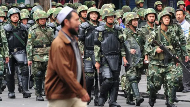 中国西部新疆维吾尔自治区近年来暴力冲突频发