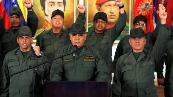 El ministro insistió en que el ejército venezolano sigue apoyando al presidente Nicolás Maduro.