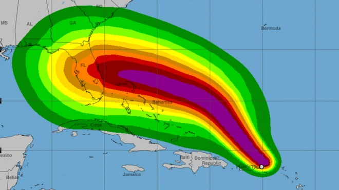 Florida decretó el estado de emergencia ante la cercanía del huracán Dorian.