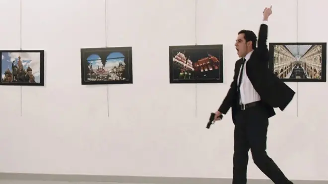 Российский посол был убит несколькими выстрелами в спину