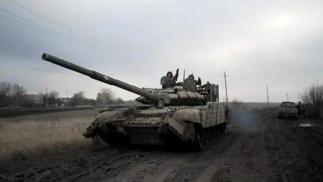 우크라이나 동부 도네츠크주의 도시 바흐무트는 지난 수개월 새 우크라이나에서 진행 중인 전쟁의 '중요 변곡점'으로 떠올랐다.