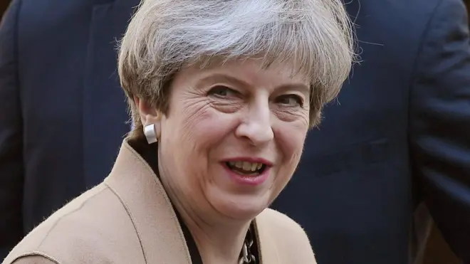 Тереза Мэй до последнего исключала возможность досрочных выборов до 2020 года