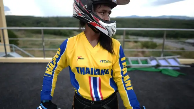 เงางามในชุดทีมชาติ