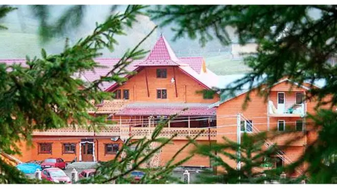 Причину отруєння туристів встановлюють