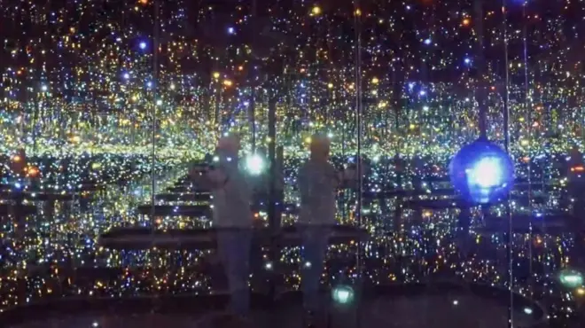 нескінченні кімнати