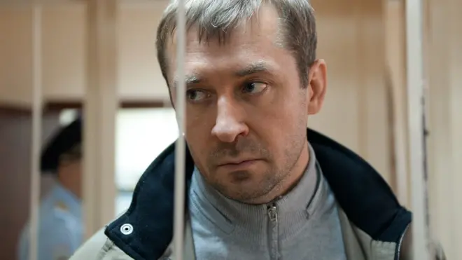 Захарченко отрицает свою вину в получении взяток