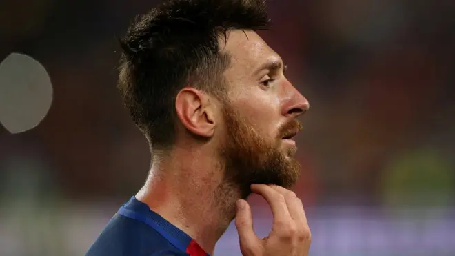 Messi dinyatakan bersalah menggunakan perusahaan-perusahaan di Belize, Inggris, Swiss, dan Uruguay untuk menghindari pembayaran pajak atas penerimaan sebesar 4,16 juta euro.