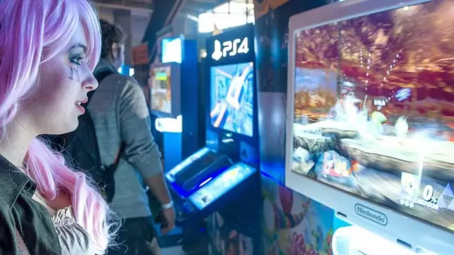 Jumlah perempuan yang berprofesi sebagai pemain gim video profesional terus bertambah, tapi mereka masih mendapatkan perlakuan diskriminatif.