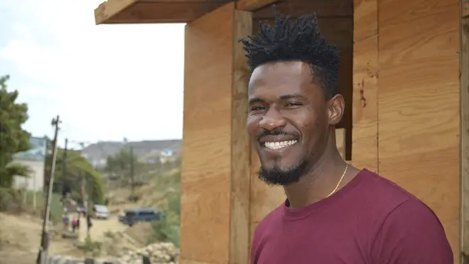 "Nuestra vida no va a cambiar muy rápido, es poco a poco que la vida va a cambiar", dice Samuel Louis. (BBC Mundo/Beatriz Vernon)