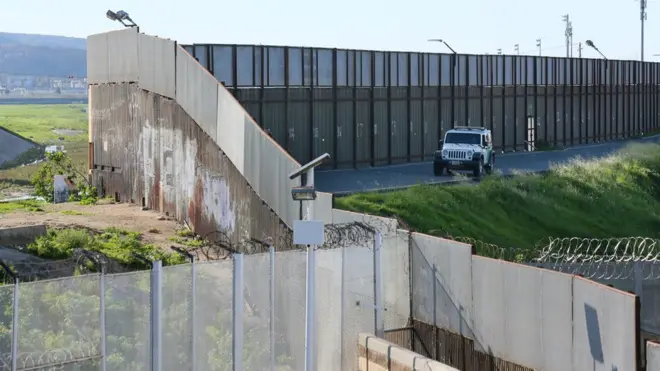 Стена на границе США и Мексики