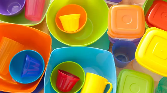 Se creó hace 110 años y seguimos usando el plástico cada vez más.