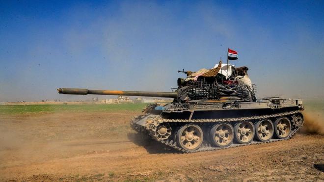 Tanque das forças do governo sírio