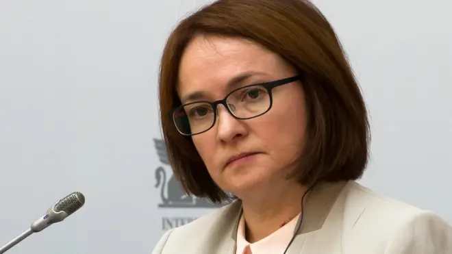 Набиуллина полагает, что эмиссия денег и заниженный курс рубля приведут к новому кризису в России