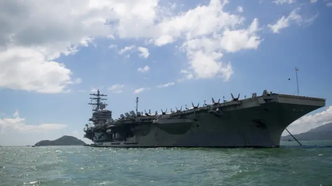 美國總統特朗普將於中共19大後正式訪華，隸屬美國第七艦隊的核動力航母"里根"號訪問香港。為總統 "打前站"？