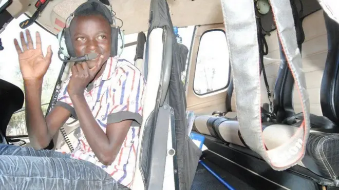 Biaya sekolah menengah Kelvin hingga tahun 2020 ditanggung oleh Asosiasi Veteran Angkatan Utara Kenya.