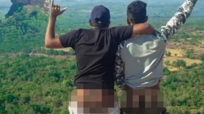 Мучины на скале Пидурангала