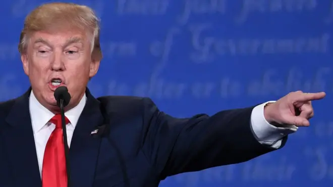 "Tenemos algunos 'bad hombres' aquí y los vamos a expulsar", dijo Trump.