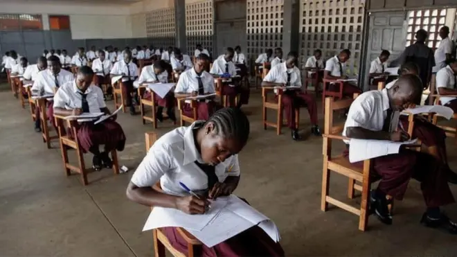 Currently, na only students for final year or national exam classes dey go school across di 36 states of Nigeria, since 4 August, 2020 in order to write examinations like WAEC and NECO.