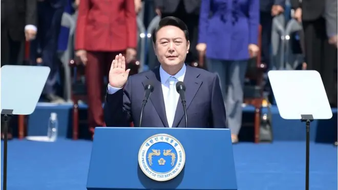 윤석열 대통령이 제20대 대통령으로 공식 취임했다