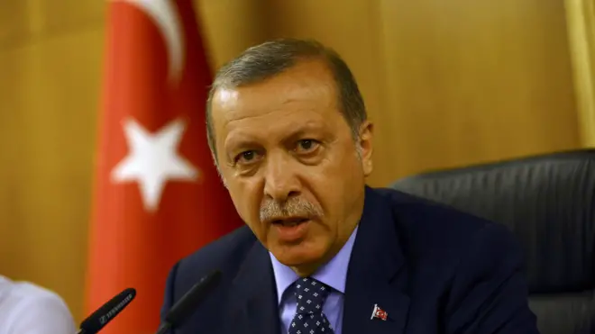 Эрдоган заявил, что парламент страны рассмотрит возможность наказания в виде смертной казни для военных, которые пытались совершить переворот