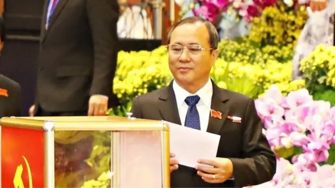 Ông Trần Văn Nam bỏ phiếu tại Đại hội Đảng bộ ĐCSVN tỉnh Bình Dương hồi cuối năm 2020